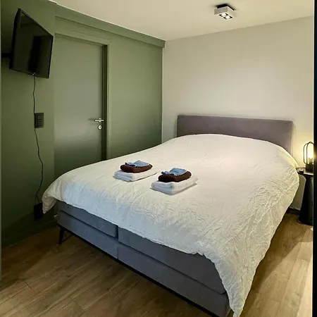 Apartment J1 - Urban In